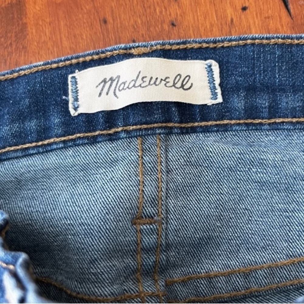 Madewell 9” High Rise Dark Wash Skinny Distressed Jeans - Picture 5 of 7